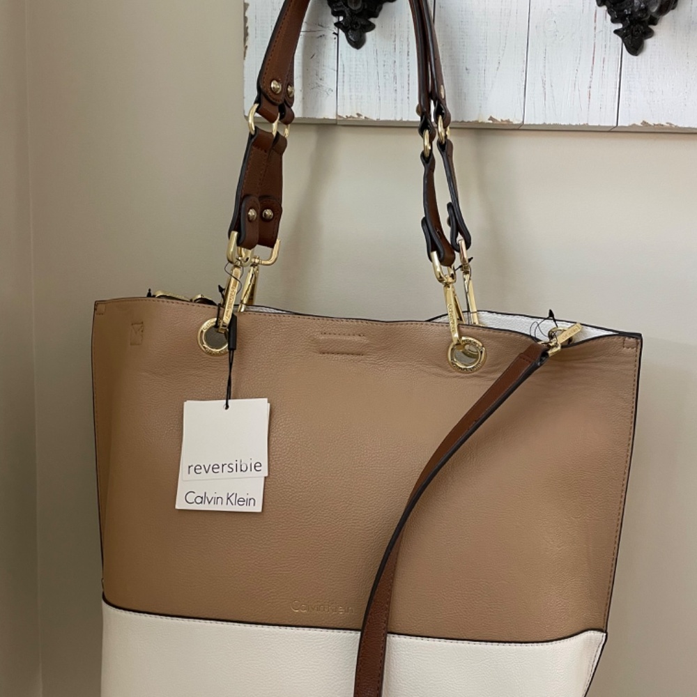 Calvin Klein Tote - Picture 2 of 4